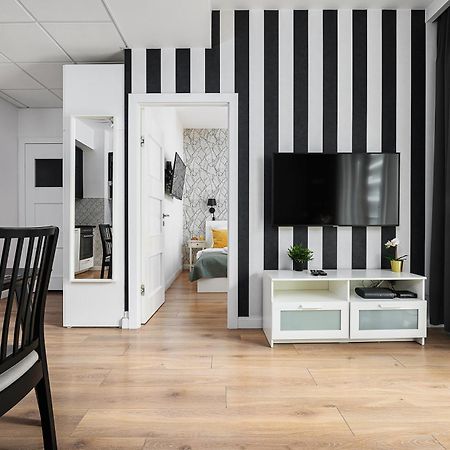 Prymasa Tysiaclecia - P&O Serviced Apartments Varşova Dış mekan fotoğraf