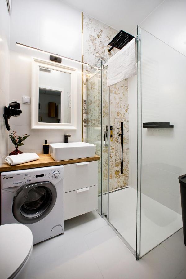 Prymasa Tysiaclecia - P&O Serviced Apartments Varşova Dış mekan fotoğraf